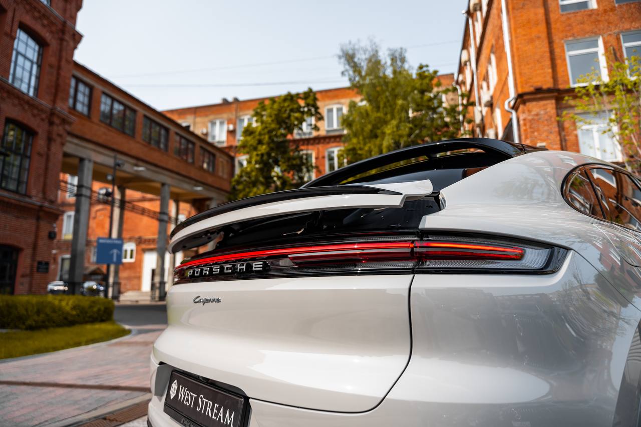 Porsche Cayenne Coupeid-4001