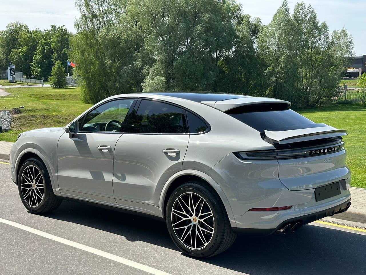 Porsche Cayenne id-4376