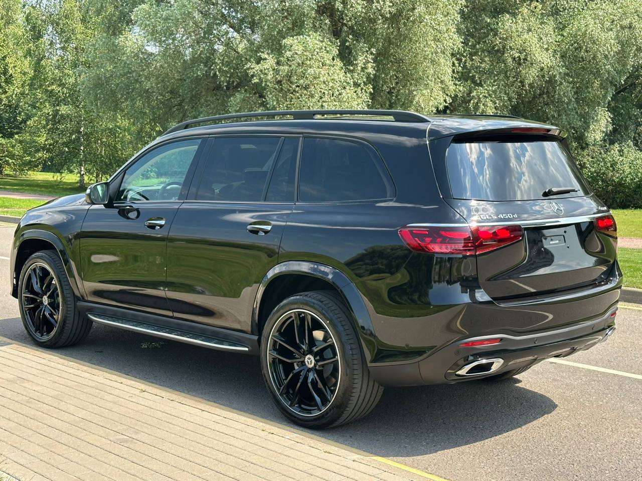 Mercedes-Benz GLS-Class 450did-4991