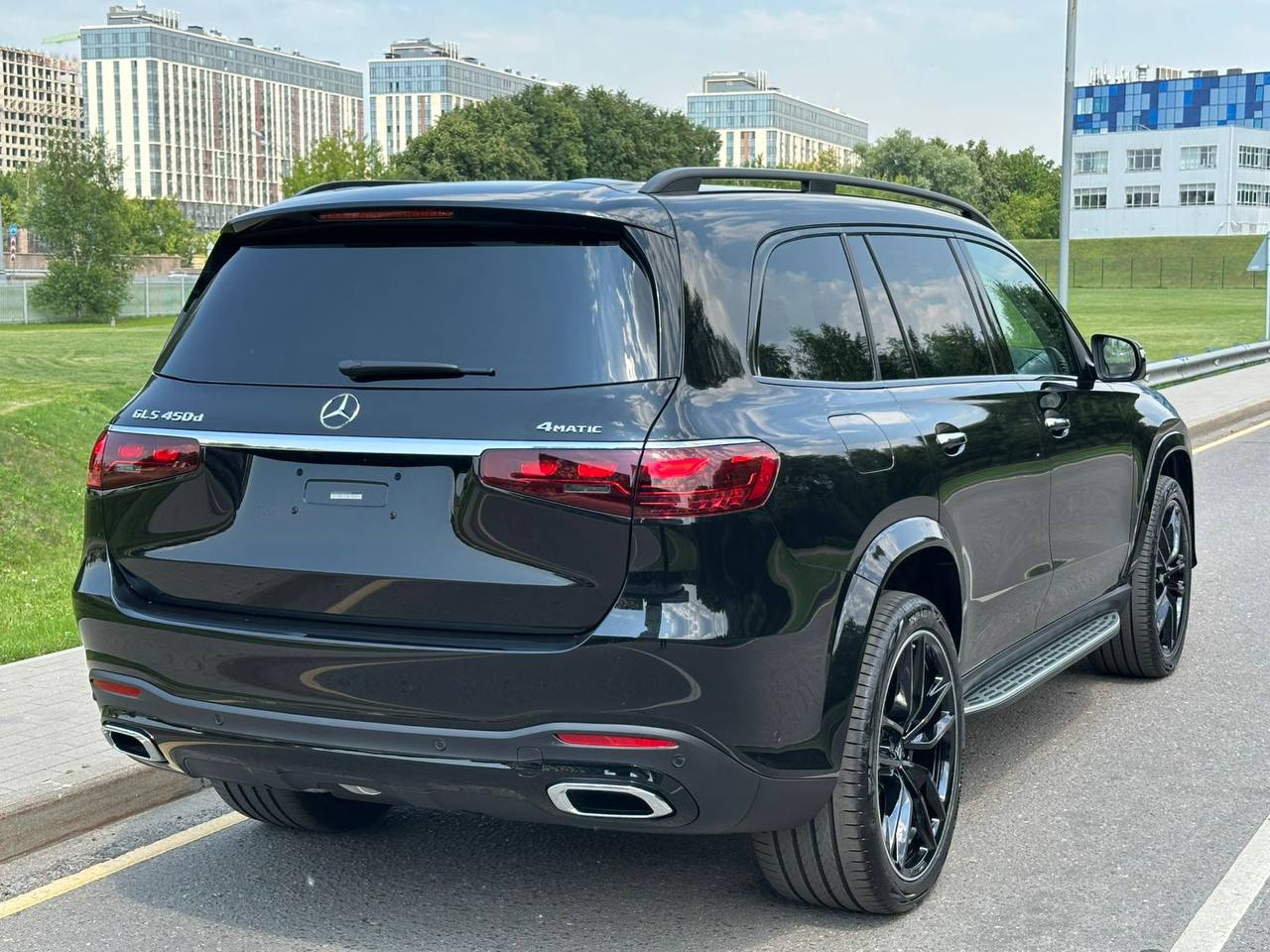 Mercedes-Benz GLS-Class 450did-4991