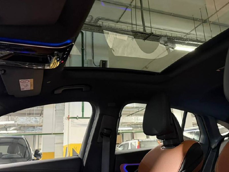 Mercedes-Benz GLC-Class 300 4Mid-5705