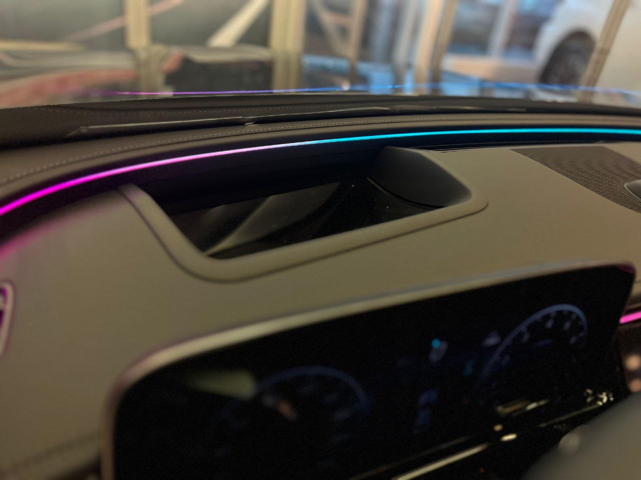 Mercedes-Benz E-class 300id-3527