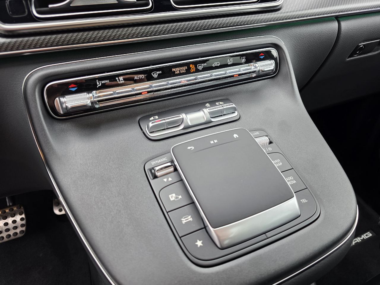 Mercedes-Benz V-class 300did-3530