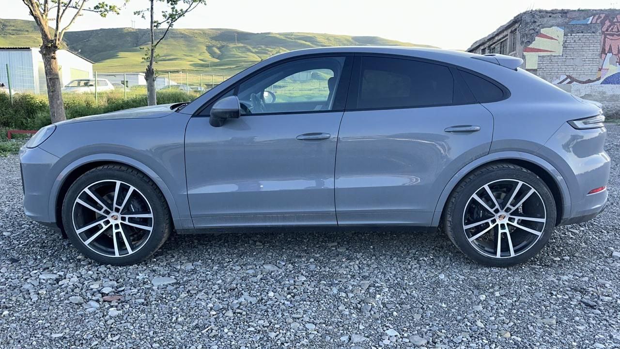 Porsche Cayenne Coupe 3.0id-3532