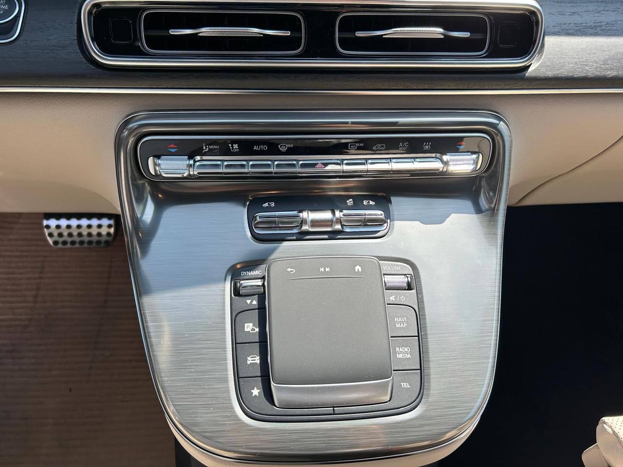 Mercedes-Benz V-Class 300d 4M Extra Longid-4721