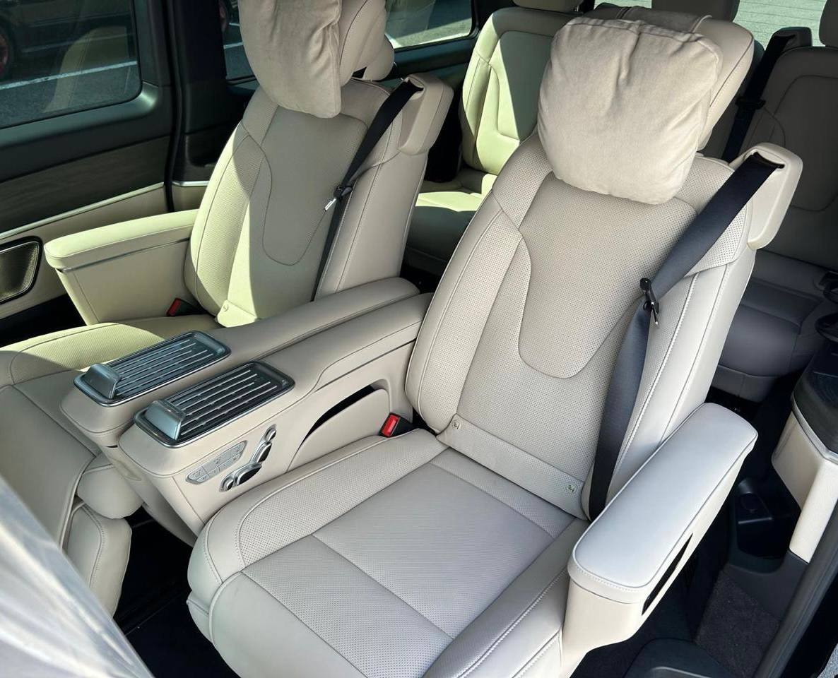 Mercedes-Benz V-Class 300d 4M Extra Longid-4721