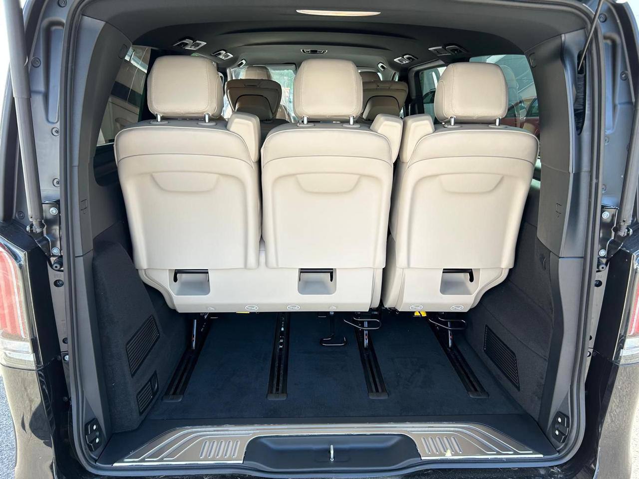 Mercedes-Benz V-Class 300d 4M Extra Longid-4721