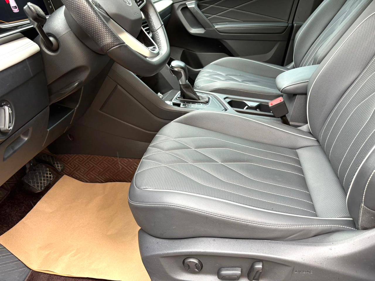 Volkswagen Tiguan Lid-5000