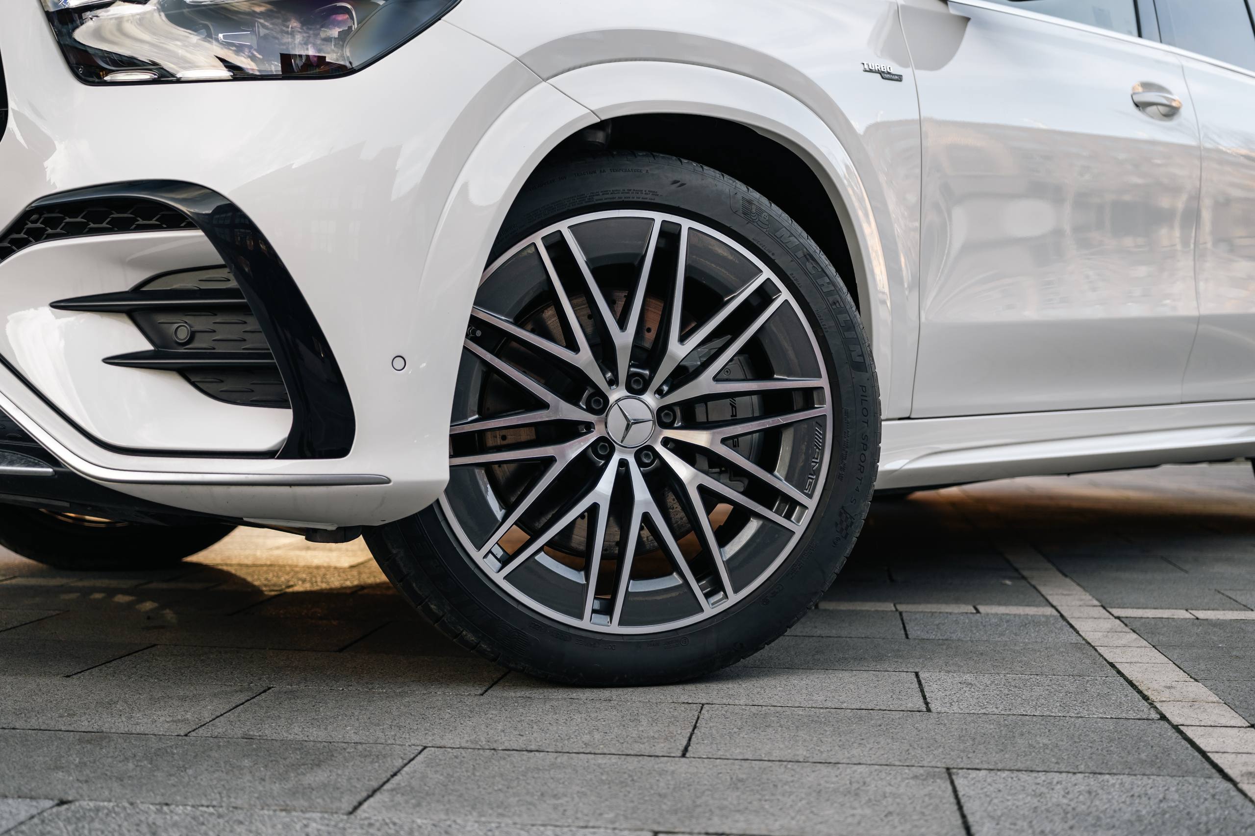 Mercedes-Benz GLE-Class 53 AMGid-5465