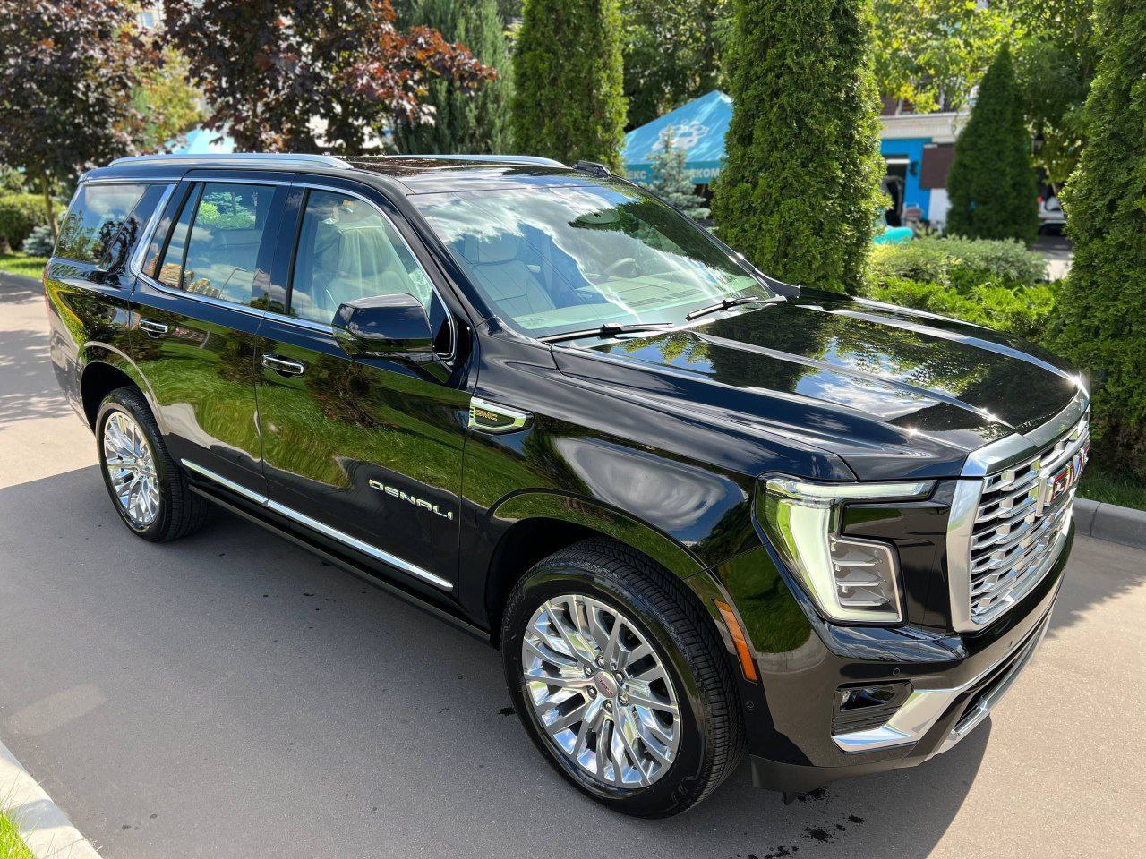 GMC Yukon Denaliid-5467