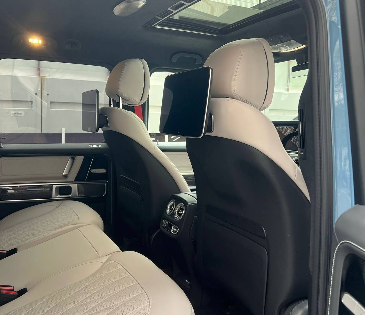 Mercedes-Benz G-class 63 AMGid-3544