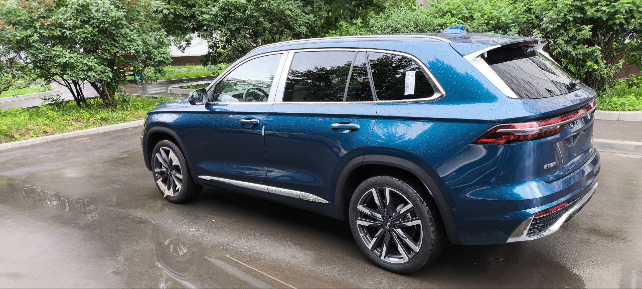 Geely Monjaro id-4020