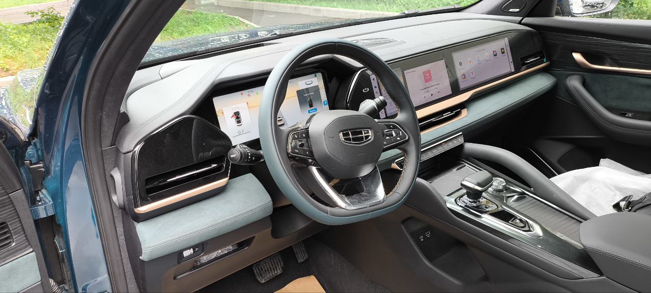 Geely Monjaro id-4020