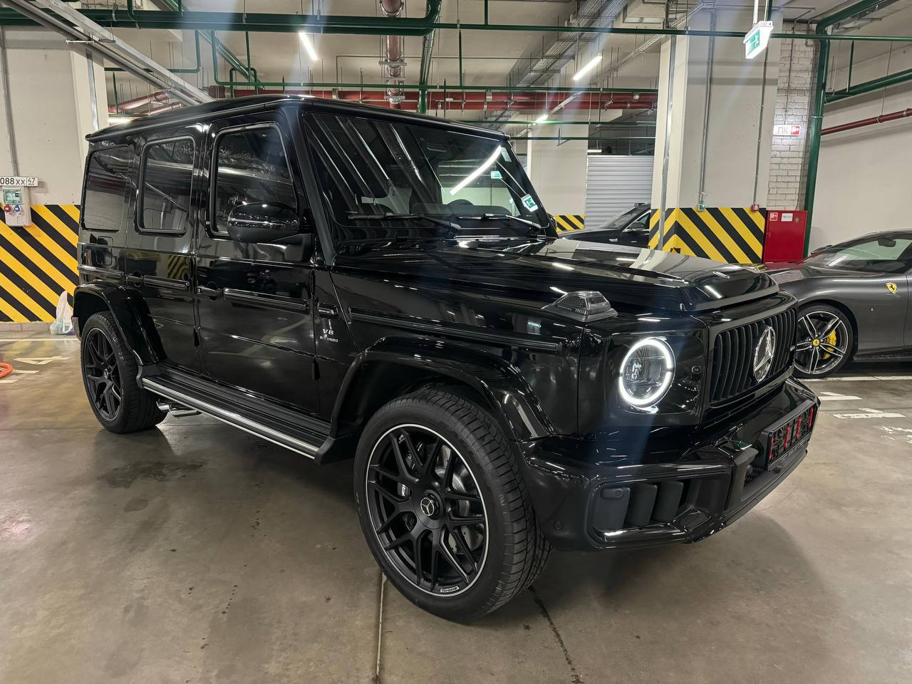 Mercedes-Benz G-Class 63 AMGid-4025