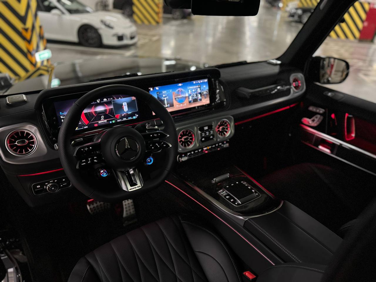 Mercedes-Benz G-Class 63 AMGid-4025