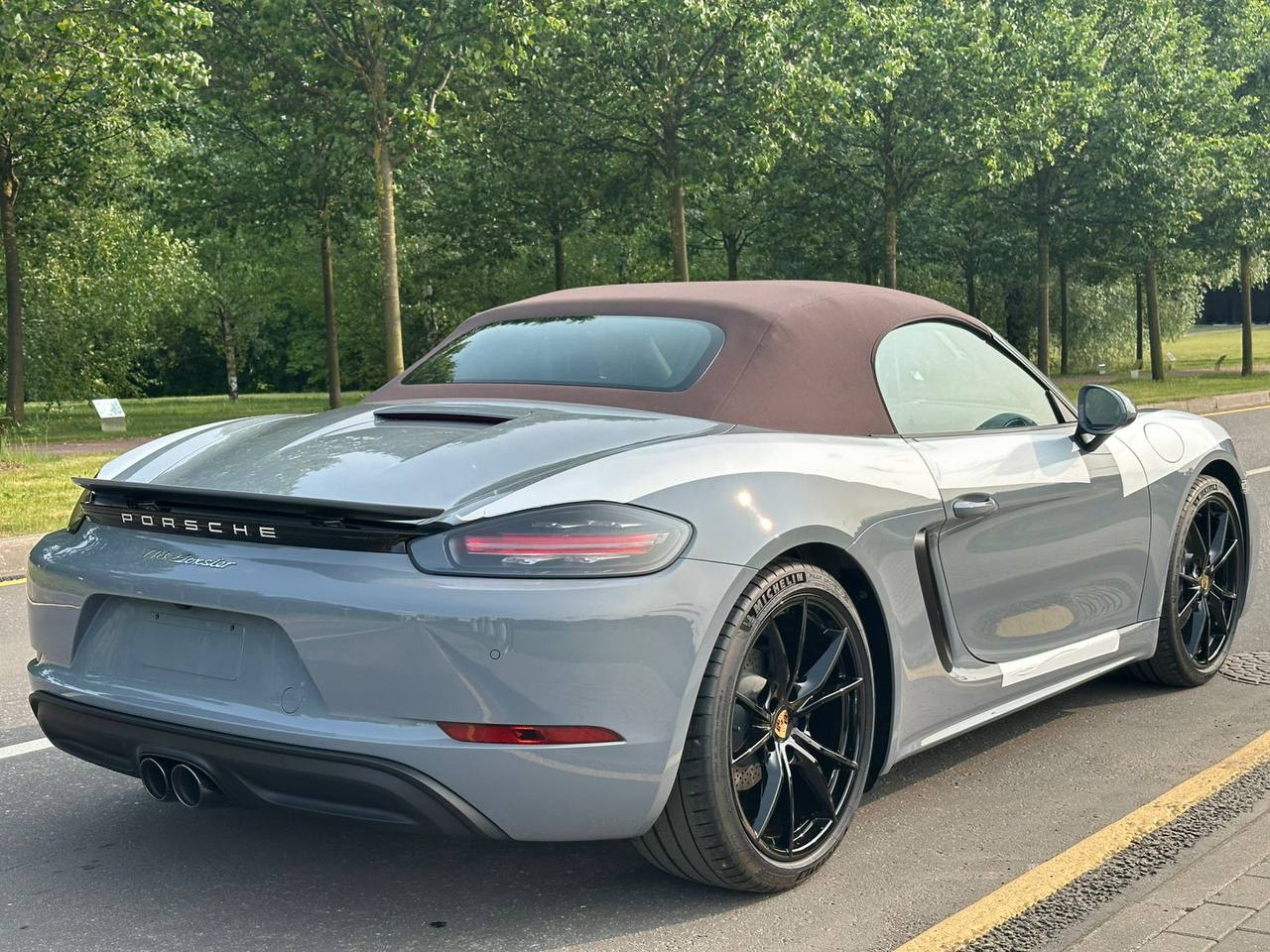 Porsche Boxter id-4734