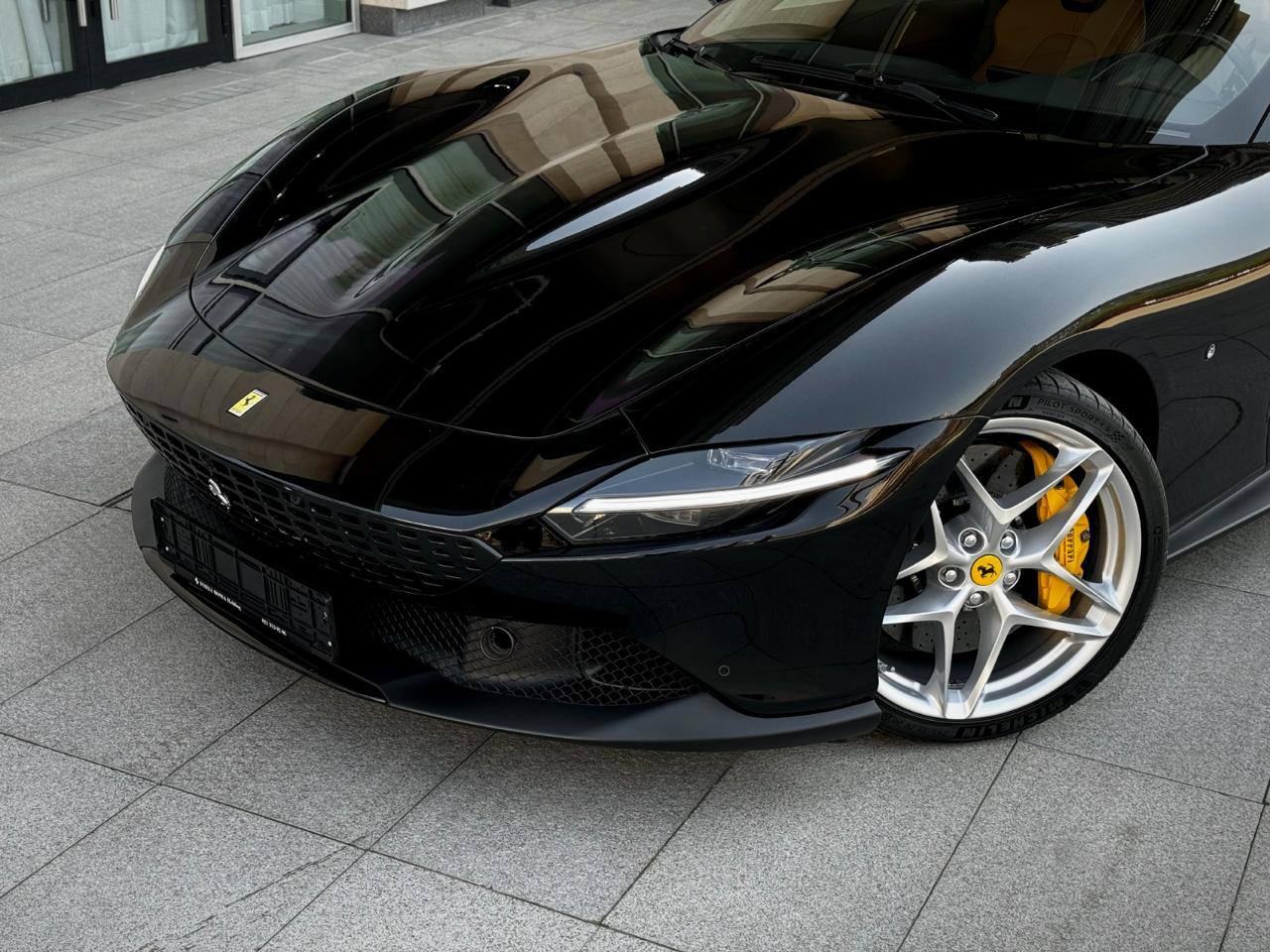 Ferrari Roma id-5009