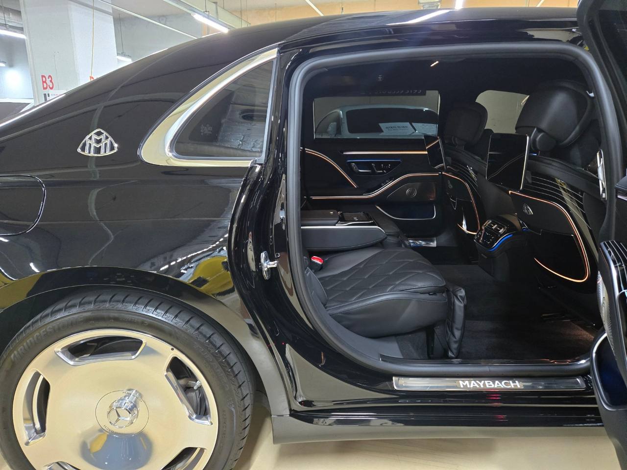 Mercedes-Benz S-Class Maybach 580id-5471