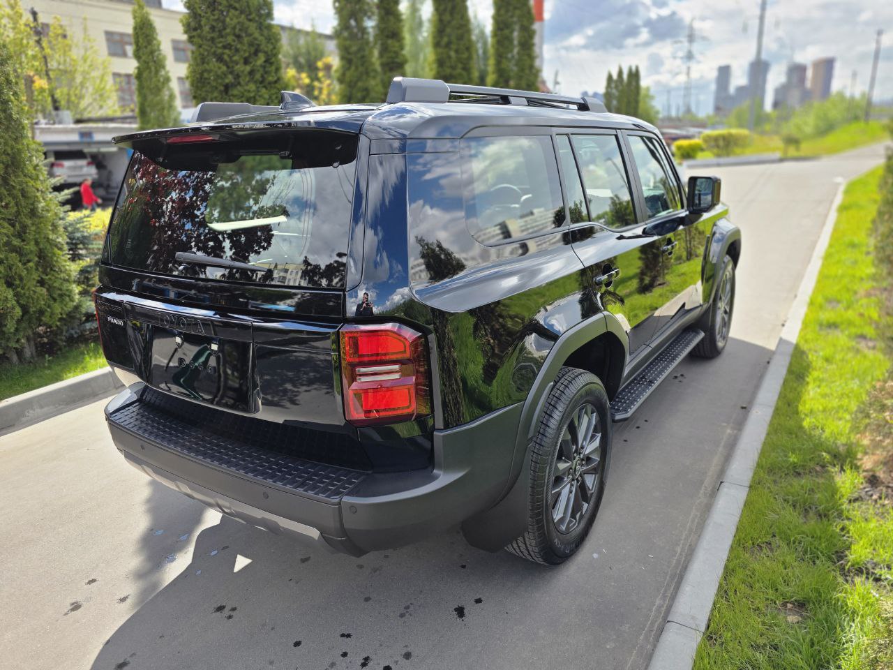 Toyota Land Cruiser 250 id-3551