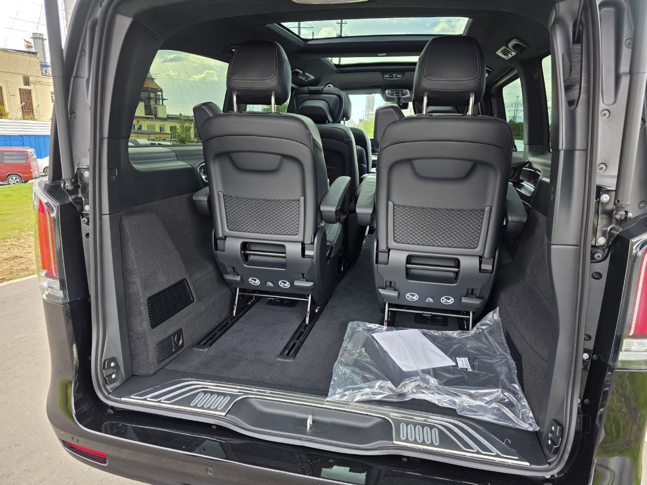 Mercedes-Benz V-class Maybach 300 long 4maticid-3552