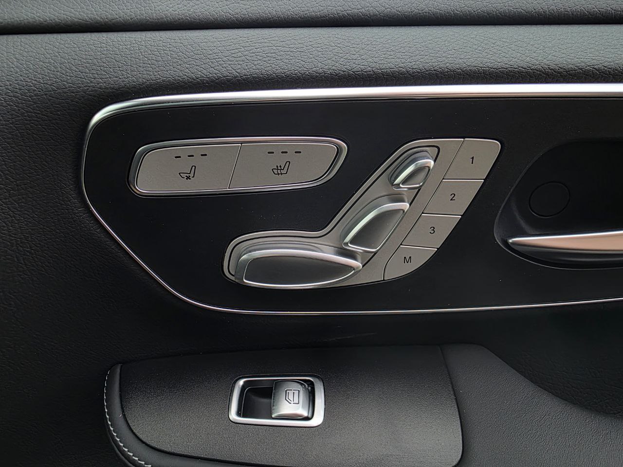 Mercedes-Benz V-class Maybach 300 long 4maticid-3552