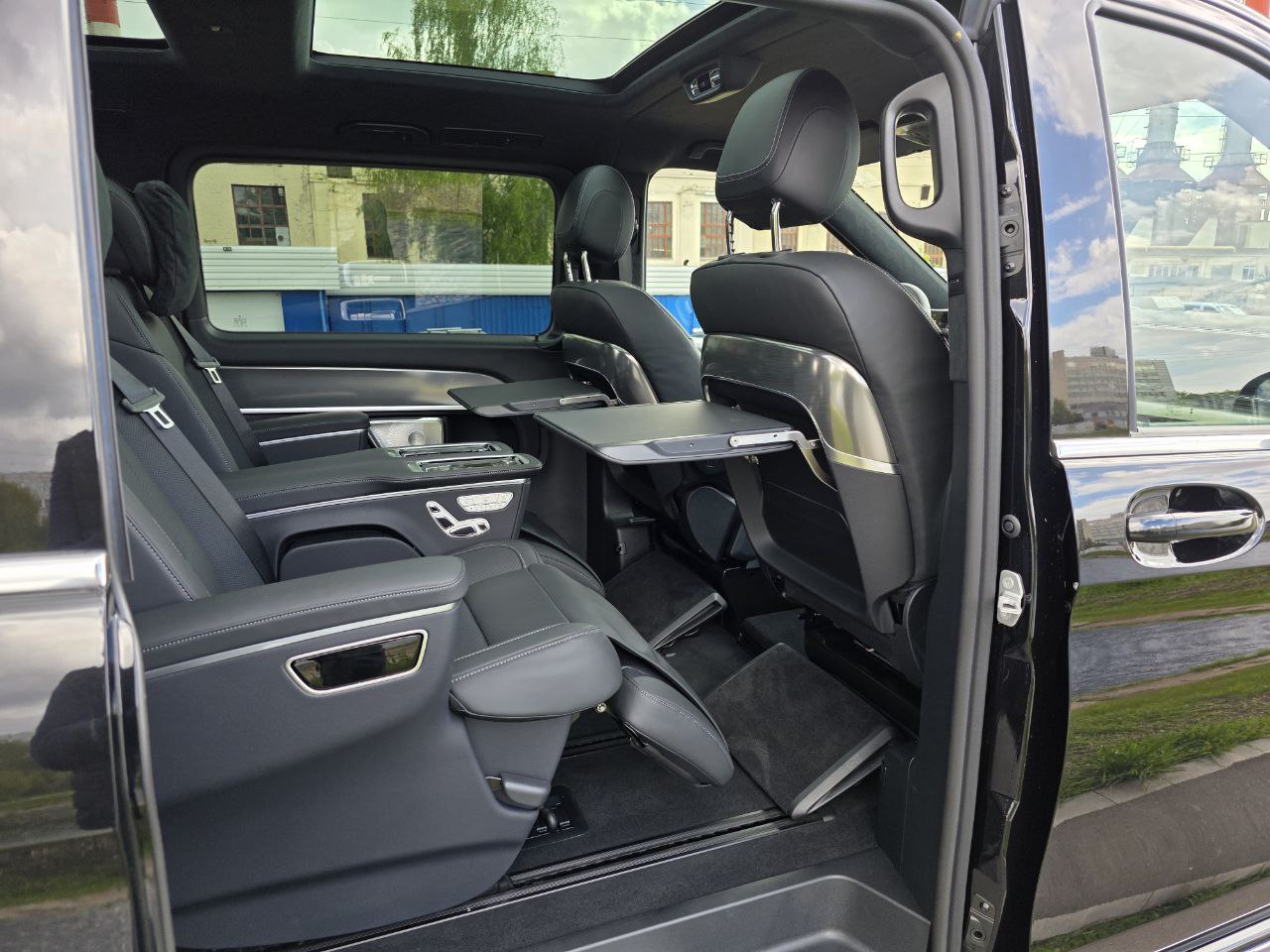 Mercedes-Benz V-class Maybach 300 long 4maticid-3552