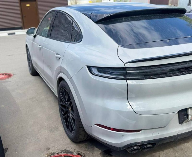 Porsche Cayenne S Coupeid-3553