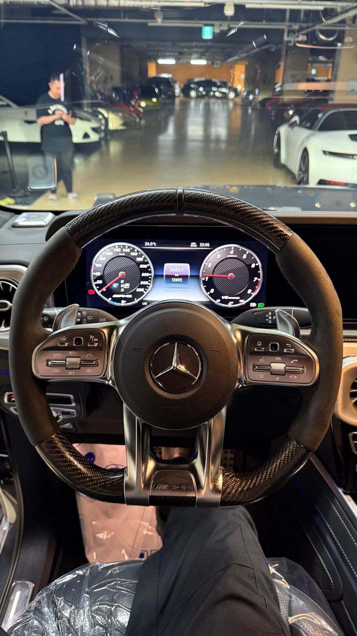 Mercedes-Benz G-class 63 AMGid-3555