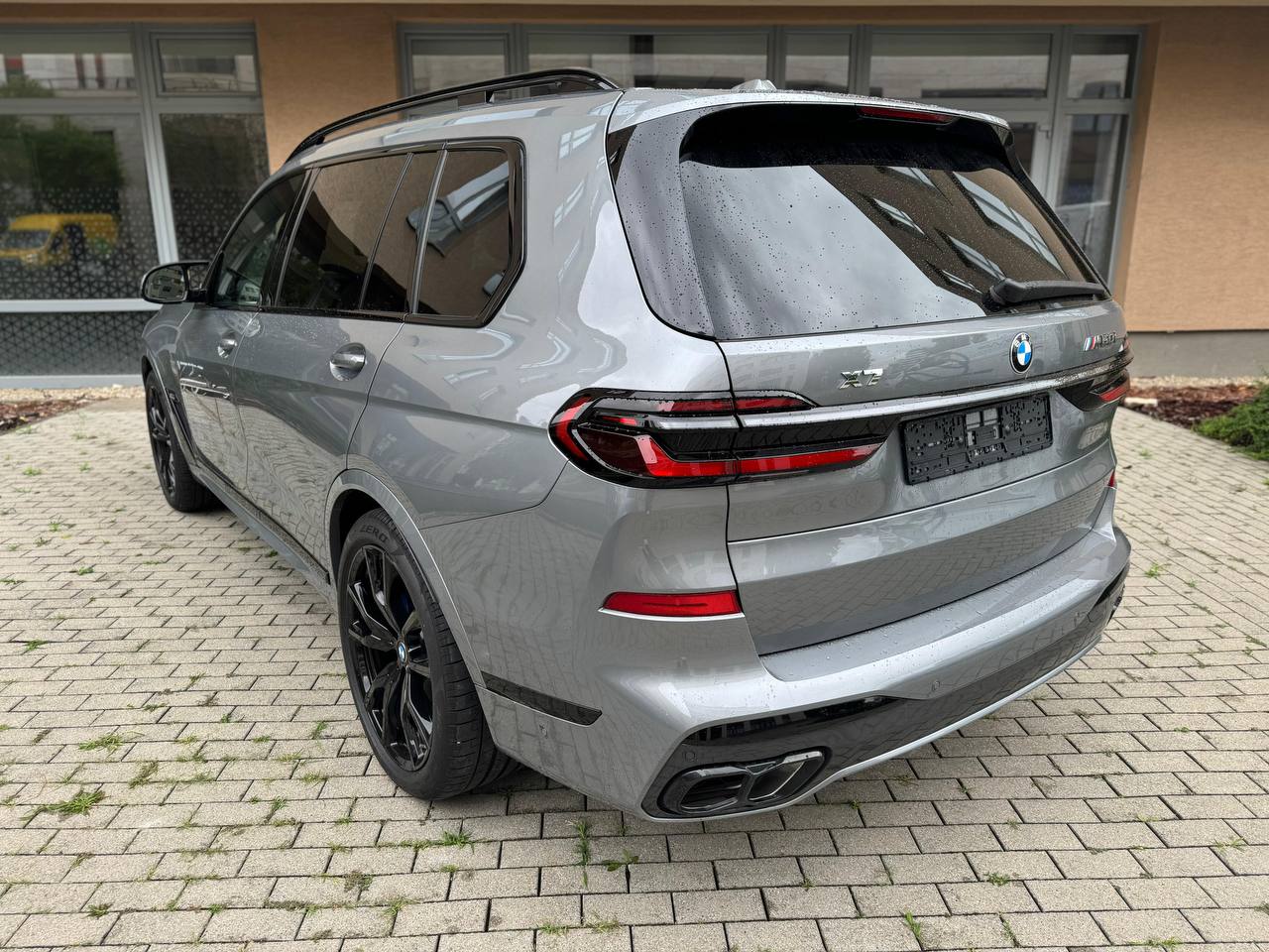 BMW X7 M60iid-4402