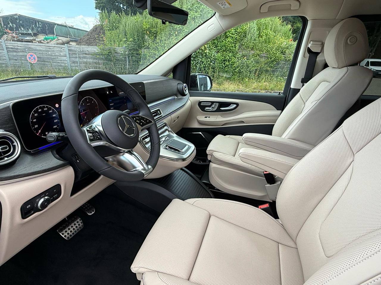 Mercedes-Benz V-Class 300d 4M Extra Longid-4405