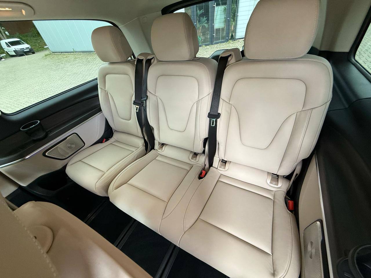 Mercedes-Benz V-Class 300d 4M Extra Longid-4405