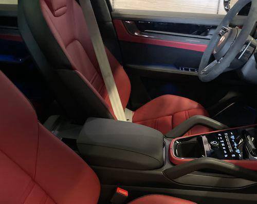 Porsche Cayenne GTSid-5256