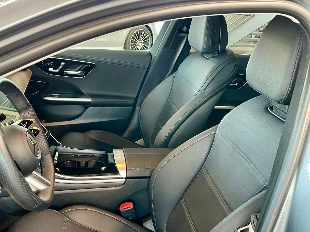 Mercedes-Benz C-Class 300id-5259