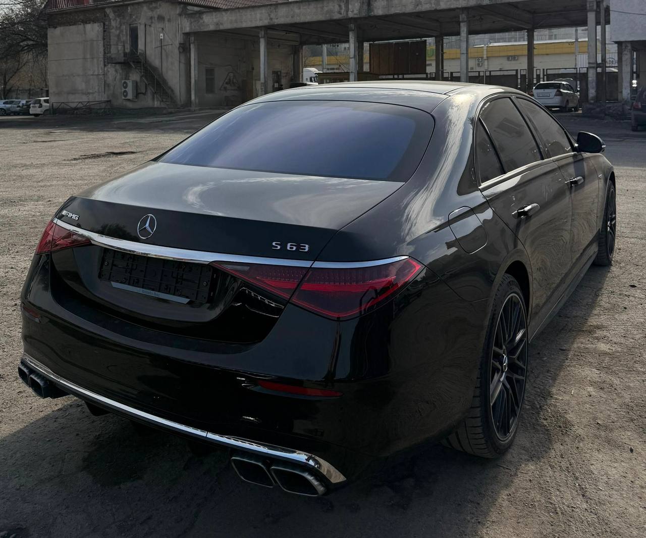 Mercedes-Benz S-Class 63 AMG E-Performanceid-5479