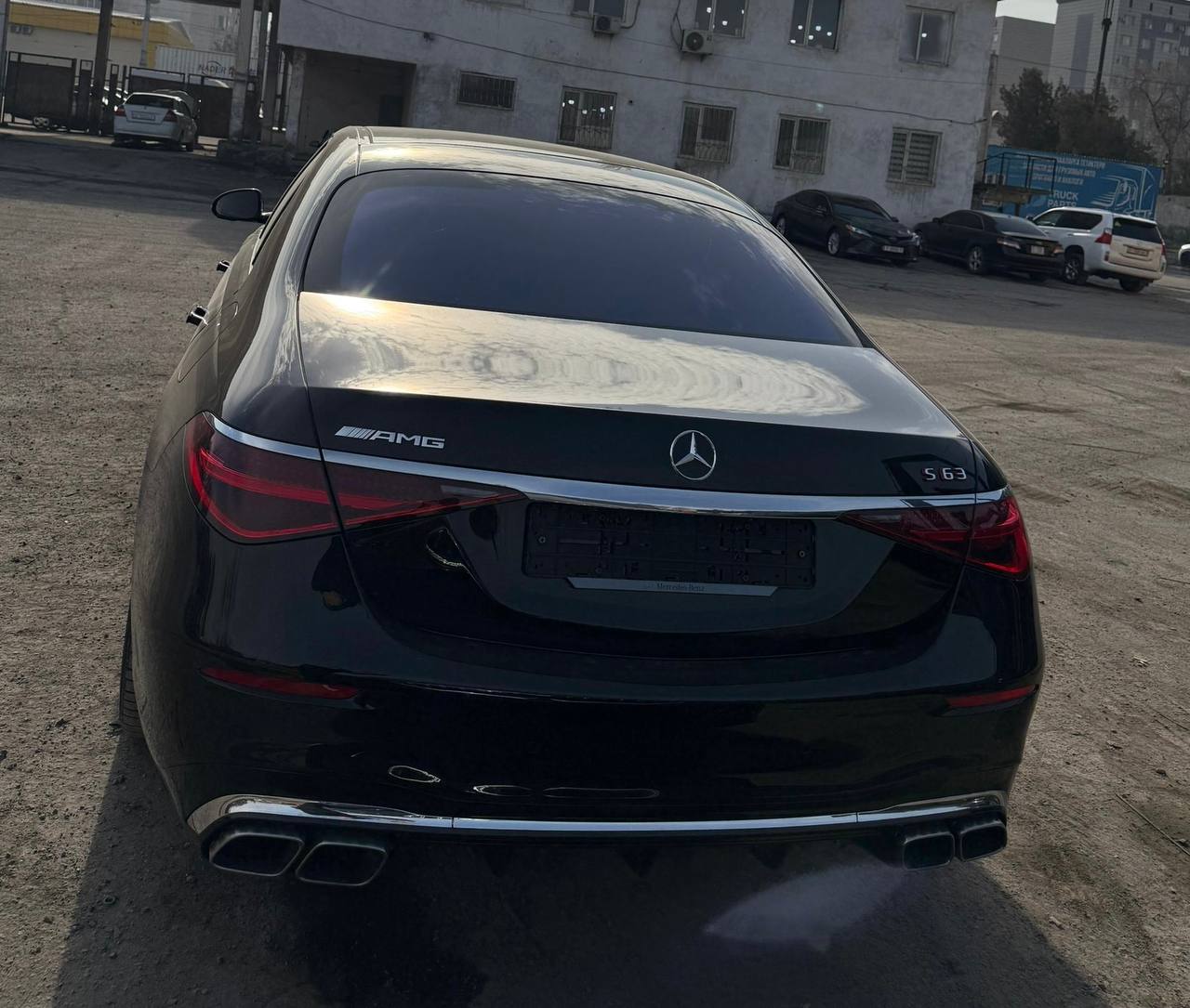 Mercedes-Benz S-Class 63 AMG E-Performanceid-5479