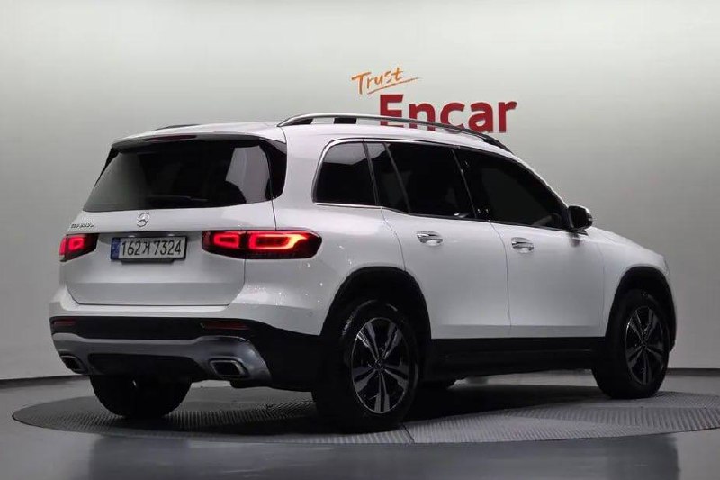 Mercedes-Benz GLB-Class 200did-5480