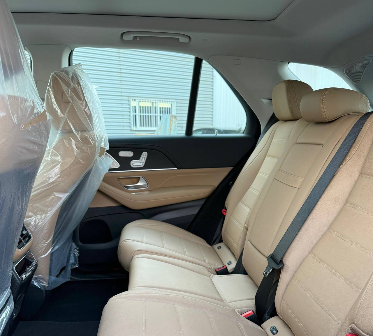 Mercedes-Benz GLE-Class 450 4Mid-4038