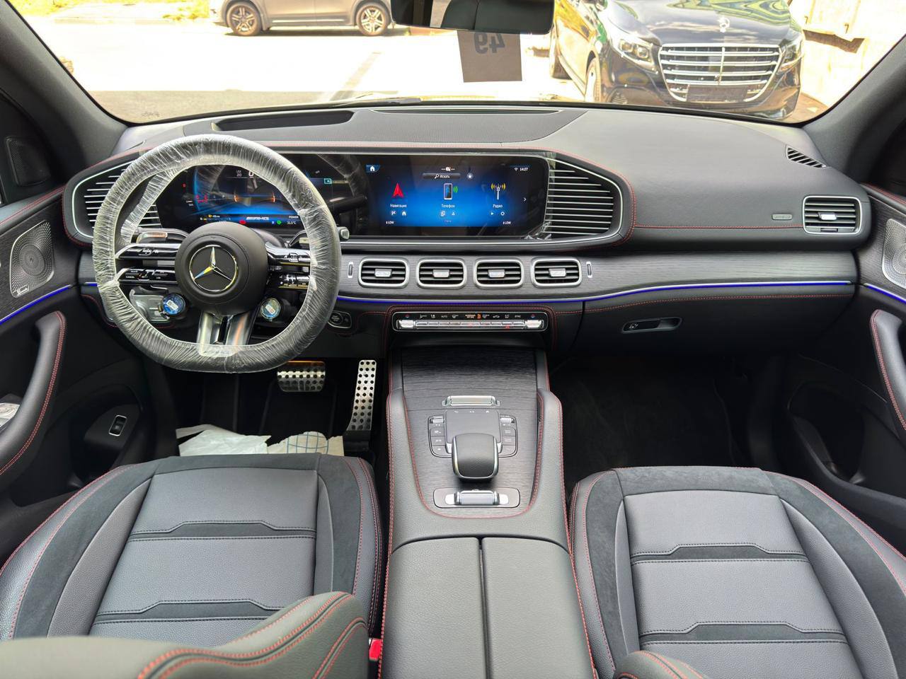 Mercedes-Benz GLE-Class 53 AMGid-4413