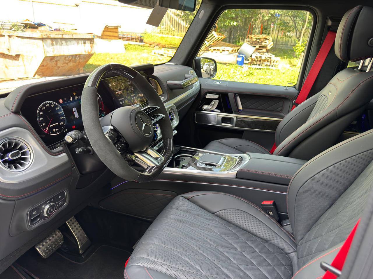 Mercedes-Benz G-Class 63 AMGid-4414