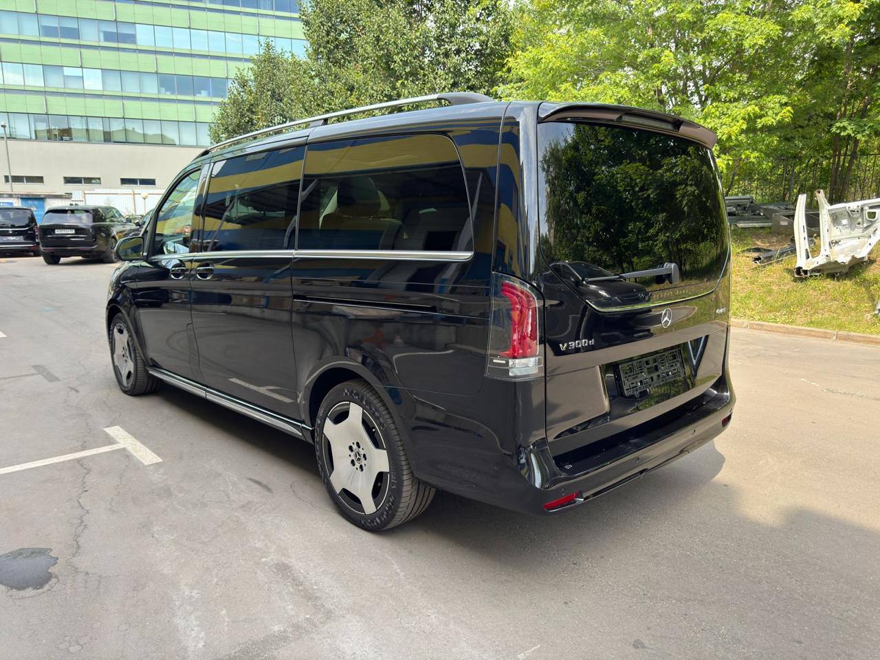 Mercedes-Benz V-Class 300id-4415