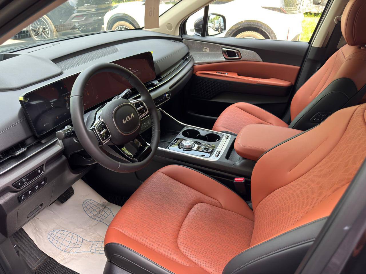 KIA CARNIVAL id-4416