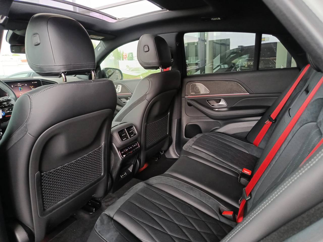 Mercedes-Benz GLE-Class 53 AMGid-4426