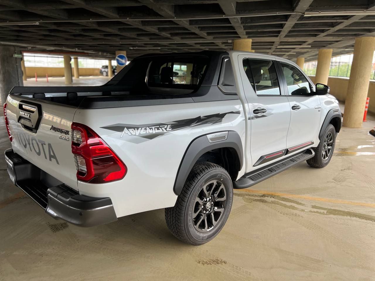 Toyota Hilux Adventure (SR5)id-4432