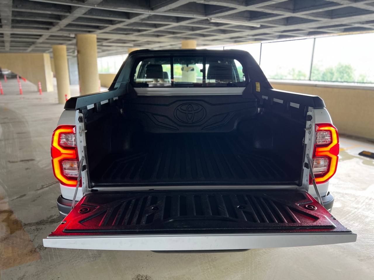 Toyota Hilux Adventure (SR5)id-4432