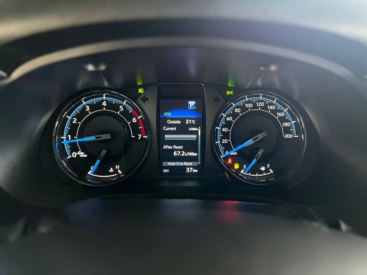 Toyota Hilux Adventure (SR5)id-4432