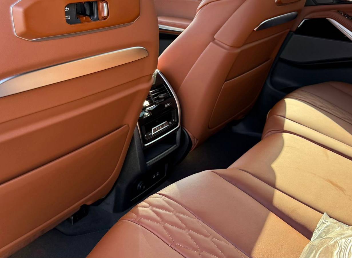 BMW X7 xDrive 40d Msportid-4750