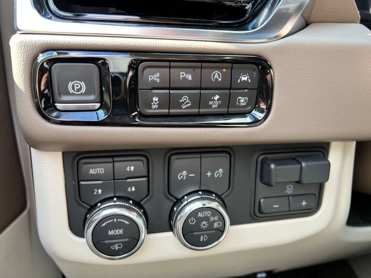 GMC Yukon Denaliid-4753