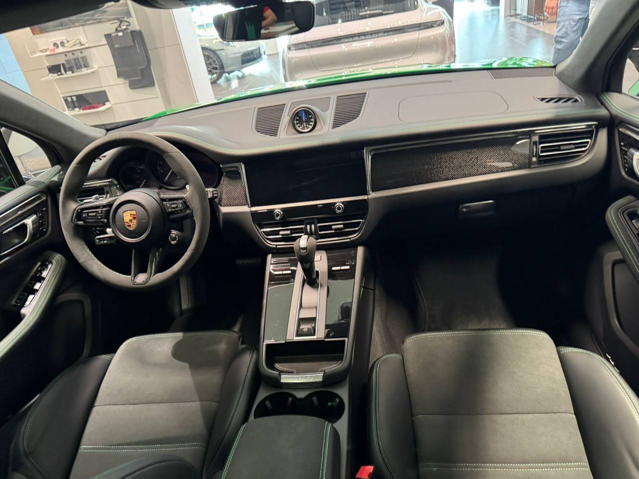 Porsche Macan GTSid-4755