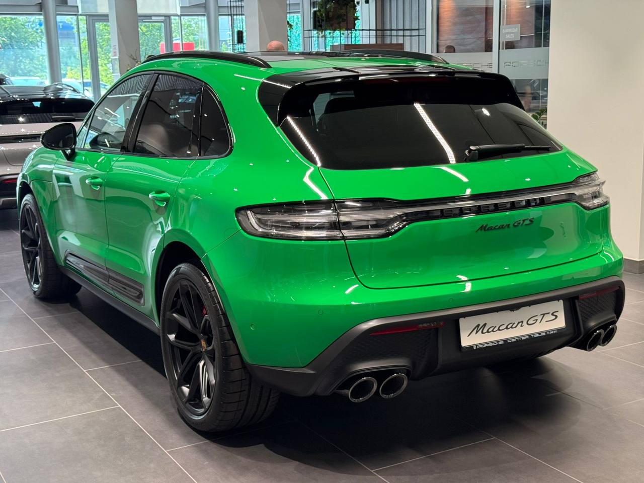 Porsche Macan GTSid-4755