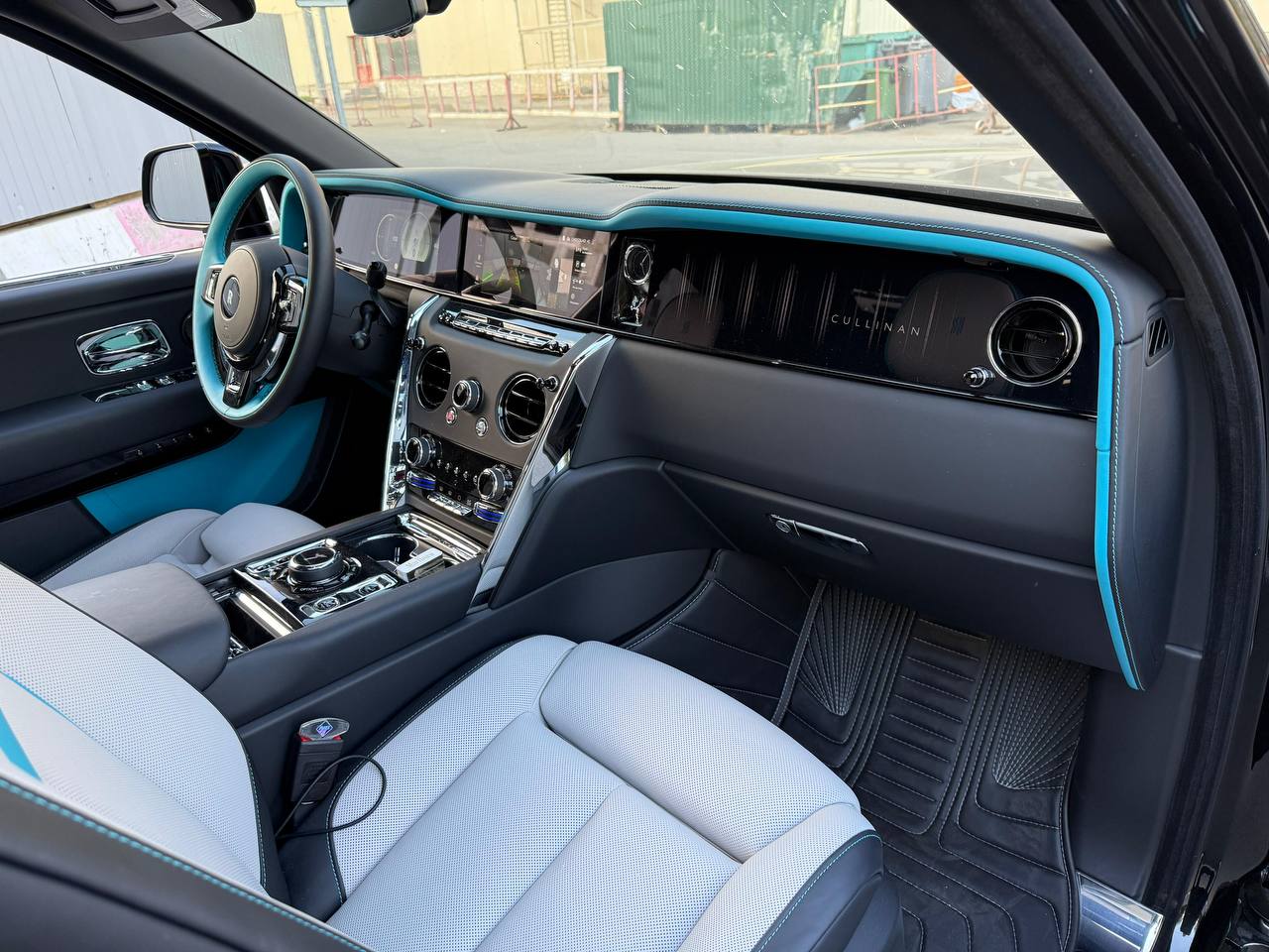 Rolls-Royce Cullinan id-5017